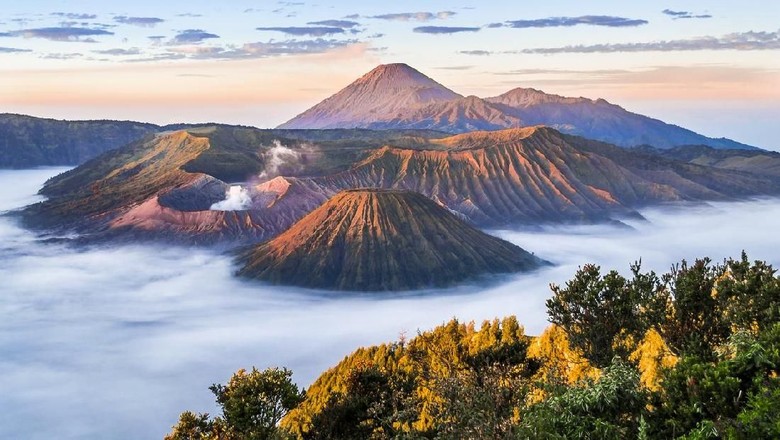 6 Tempat Wisata di Gunung Bromo Terpopuler