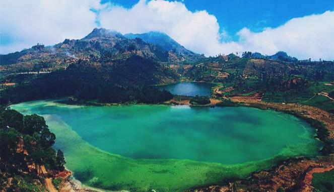 6 Wisata Gunung Dieng Populer dan Menarik