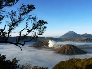 Negeri Kahyangan di atas Awan Bromo